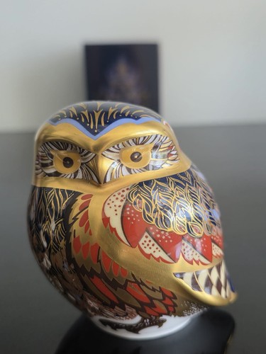 Royal crown derby little owl - crown,