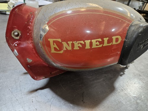 Royal enfield classic bullet - royal,