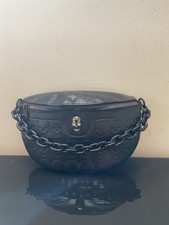 Ladies black handbag skull