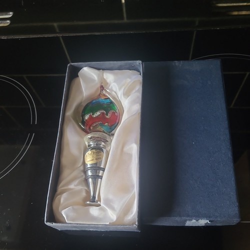 Wine bottle stopper dal - bottle, a.
