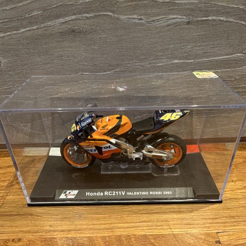 Honda rc211v valentino rossi - valentino,