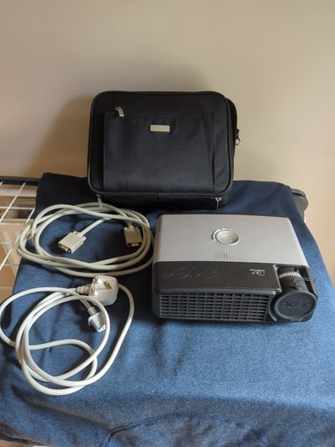 Acer pd113p projector for - acer,