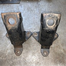 Mercruiser 5.7lt V8 Engine Mount Brackets. Pair.