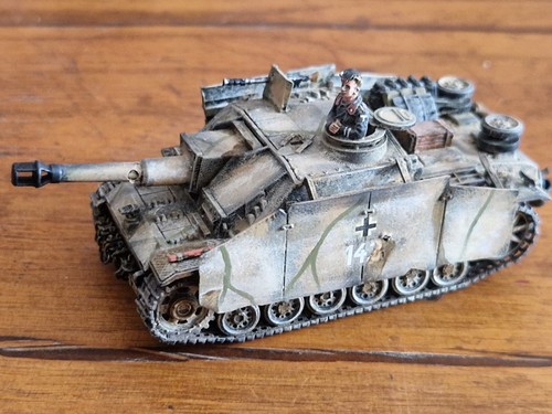 Maquette expertly painted - 1:72,