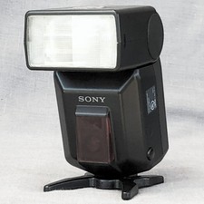 Sony HVL-F36AM Shoe Mount Zoom Flash Unit with Diffuser and Stand - Excellent