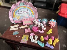 Vintage My Little Pony G1 Baby Bonnet School of Dance with Accessories & Ponies