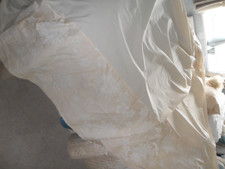 DORMA CREAM/BEIGE VALANCE DOUBLE 135x190cms DROP 39cms CHRYSANTHEMUM?