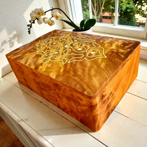 Handmade thuya burl - thuya, wood