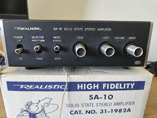 Realistic stereo - realistic,