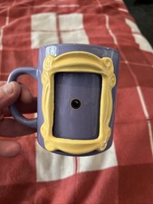 Friends show peephole - friends,