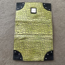 MICHE Classic Shell metallic green crocodile print