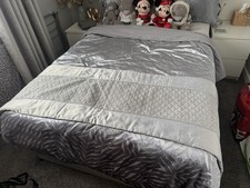 Grey Sequin Bed Runner
