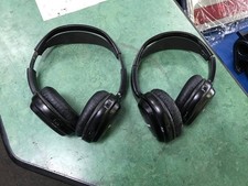 Range Rover L322 OEM Wireless Headphones – Genuine Land Rover 2 pairs