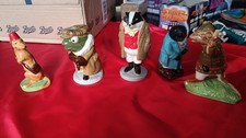WADE -  5 figurines WIND IN THE WILLOWS Badger ,Mole ,Rattie, toad & weasel 