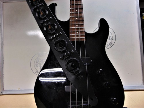 Old school black ringed - old,
