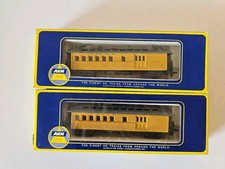 2 X RIVAROSSI /AHM HO AMERICAN  BAGGAGE CARS MINT IN BOXES 