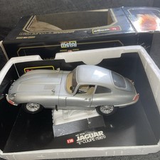 Burago 1/18 Scale Jaguar E
