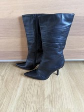 NEW Barratts Genuine Leather