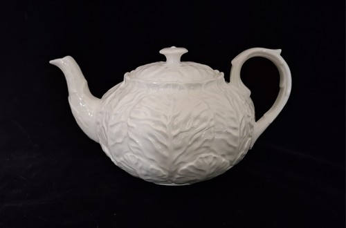 Large wedgwood countryware - large,