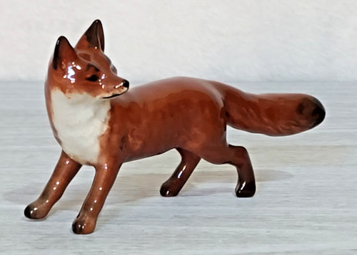 Beswick small standing fox - beswick,