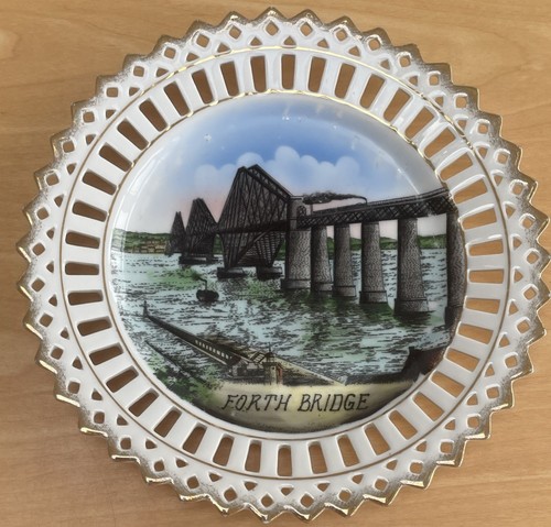 Vintage collectors souvenir - collectors,