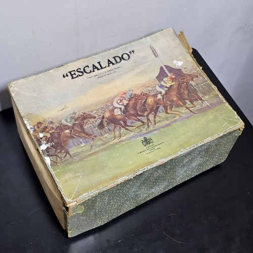 Vintage escalado horse - vintage, racing