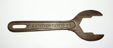 Old Vintage W.B. HUBBARD & SONS CO. Plumbing Water Closet Type Wrench Tool Cast