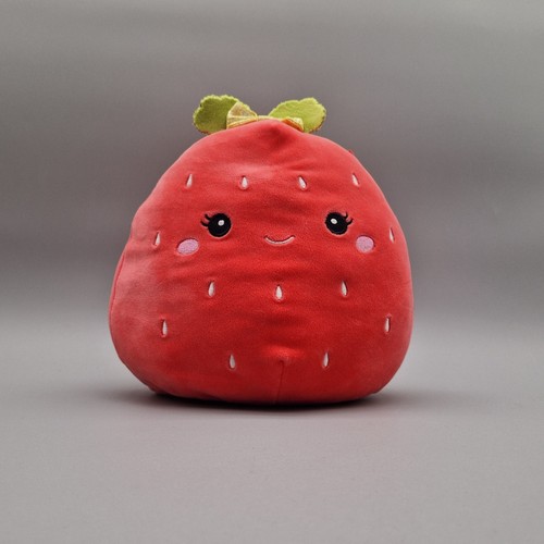 Claire squishmallow - x,