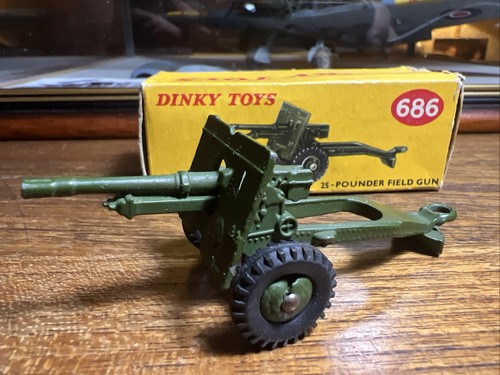 Dinky 686 pounder - 25, field