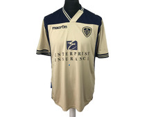 LEEDS UNITED FOOTBALL SHIRT