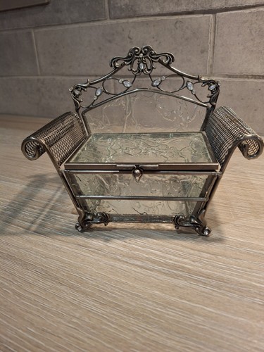 Beautiful ornate jewellery - ornate, box