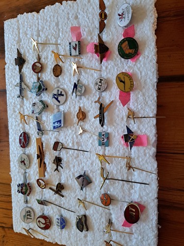 World air line pin badges - line,
