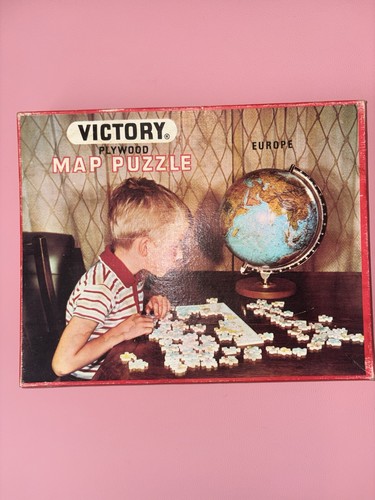 Victory plywood map - map, 100