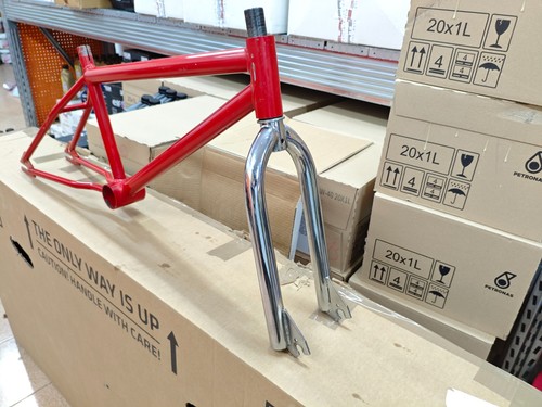 1984 old school bmx - frame, red