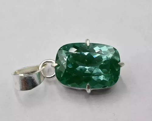 Natural green sapphire - natural,