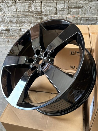 Black d alloy - 22", wheels