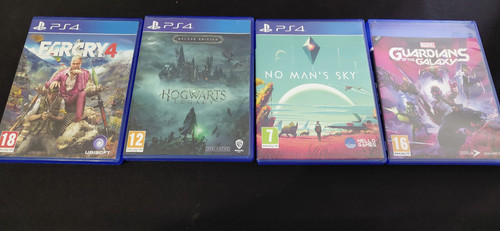 Ps4 game bundle - -,