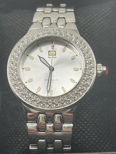 Marc ecko chronicles - chronicles, non-stop