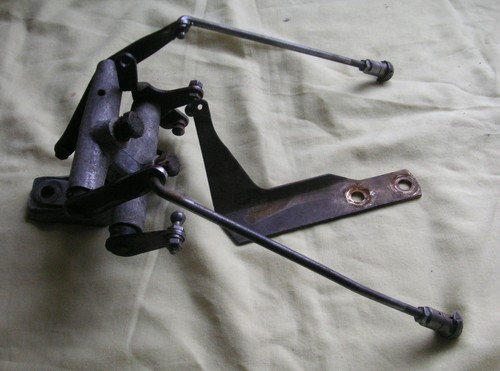 Daimler 250 throttle - daimler,