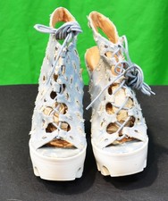 Wild Diva Lounge High Heel