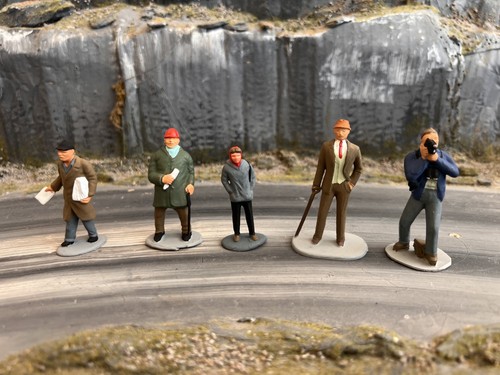 Painted spectators 1 - painted, 1/32