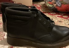 GOLIATH MENS SAFTEY BOOTS SIZE