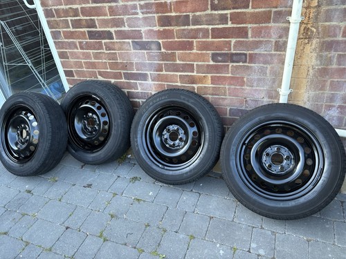 Wheels and tyres - ,