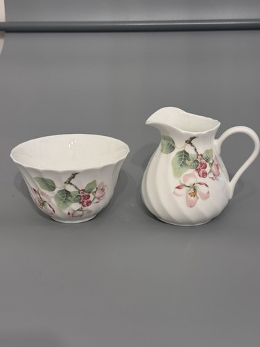 Wedgewood apple blossom milk - wedgewood,