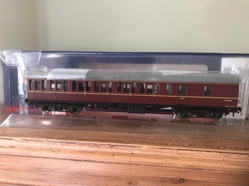 Bachmann mk1 suburban - bachmann, oo