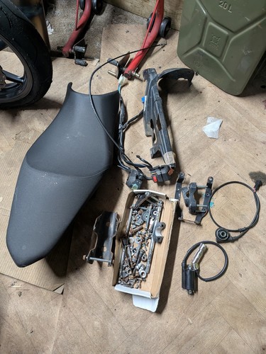 Lexmoto isca125 parts job lot - job,