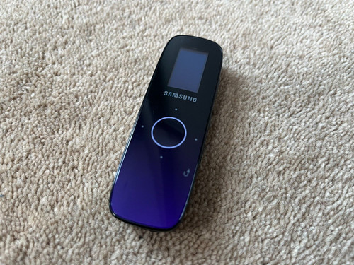Samsung mp3 player 2gb - yp-u4,