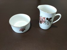 VINTAGE WINDSOR BONE CHINA