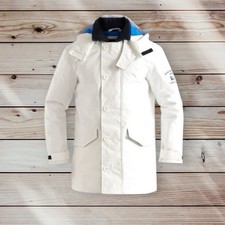 Henri Lloyd The Consort II