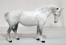 Beswick Mare Facing Right Head